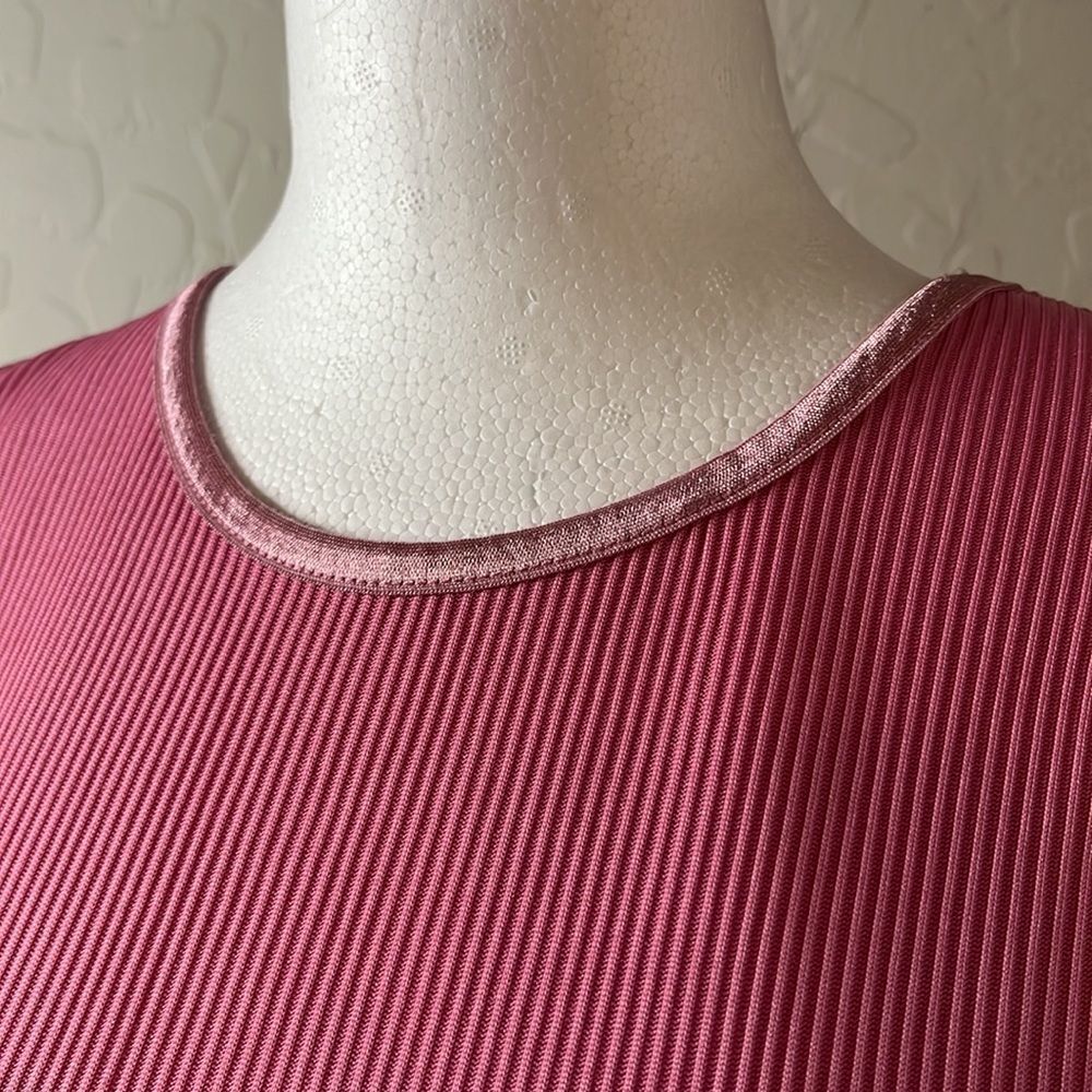 Allison Daley Petite pink ribbed top with satin trim sleeveless scoopneck SZ PS - Picture 2 of 9